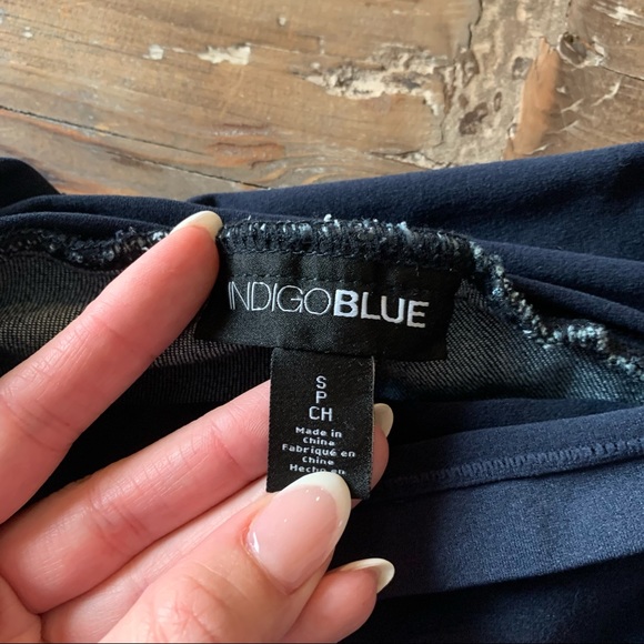 Indigo Blue | Dark Blue Maternity Jeans - Picture 5 of 6
